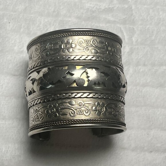 Wide Vintage Silver-Tone Floral Engraved Cuff Bracelet With Open Filigree Design - Picture 2 of 5